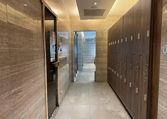 Appartement In Makati - Fast Wifi, Big Balcony, Pool And Gym Access Manille