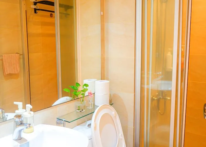 Appartement In Makati - Fast Wifi, Big Balcony, Pool And Gym Access Manille