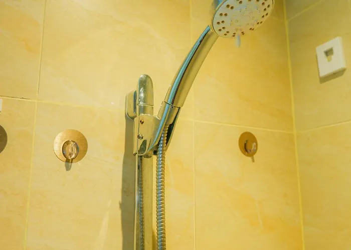 In Makati - Fast Wifi, Big Balcony, Pool And Gym Access Appartement Manille